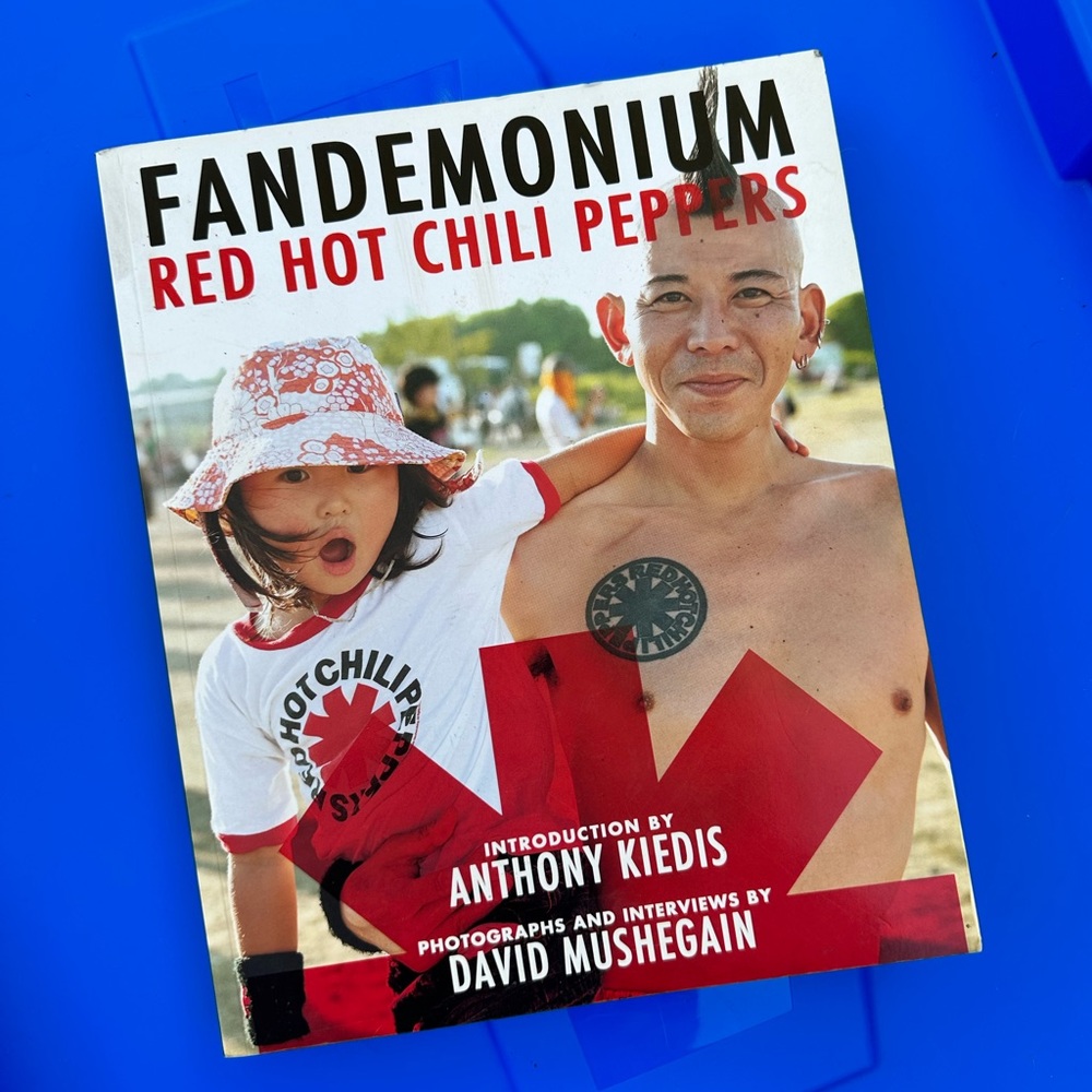 New Red Hot Chili Peppers Fandemonium coffee table Book